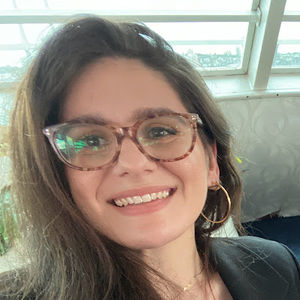 Meet your Posher, Nicole